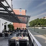 Altstadt-hotel Hotell