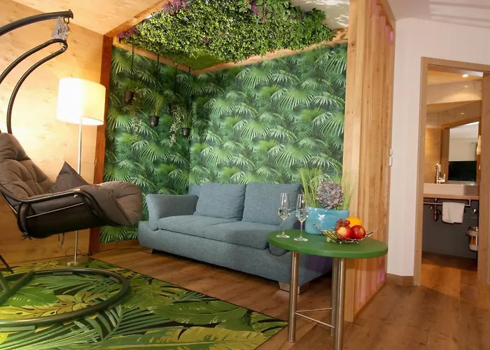 Altstadt-hotel 4*
